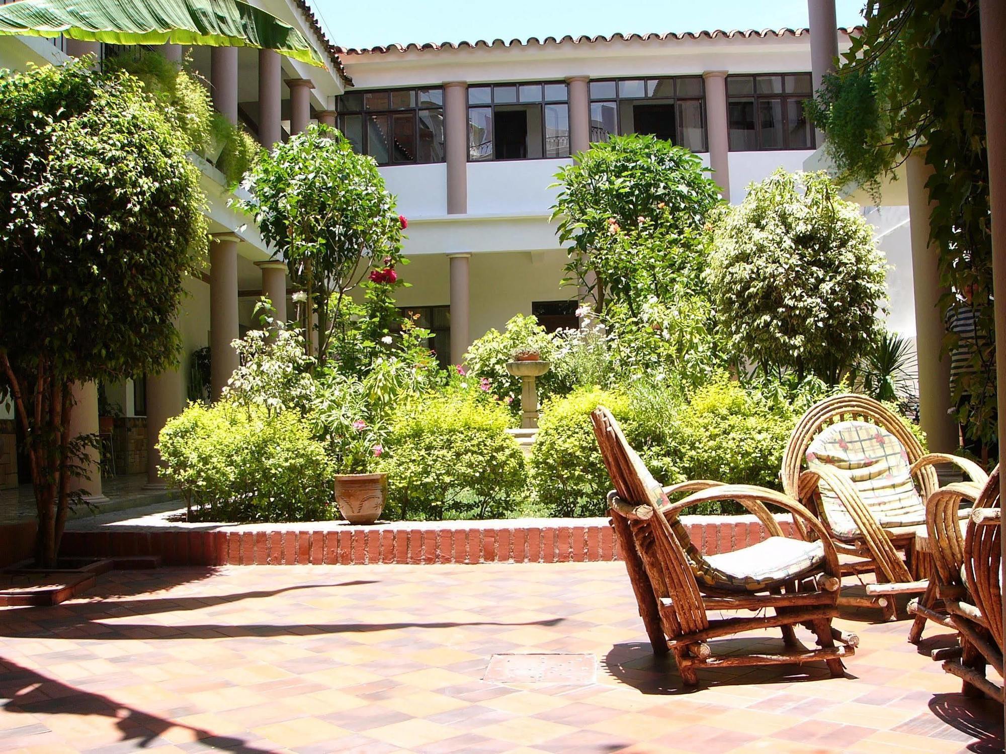 Hotel Independencia Sucre Eksteriør bilde